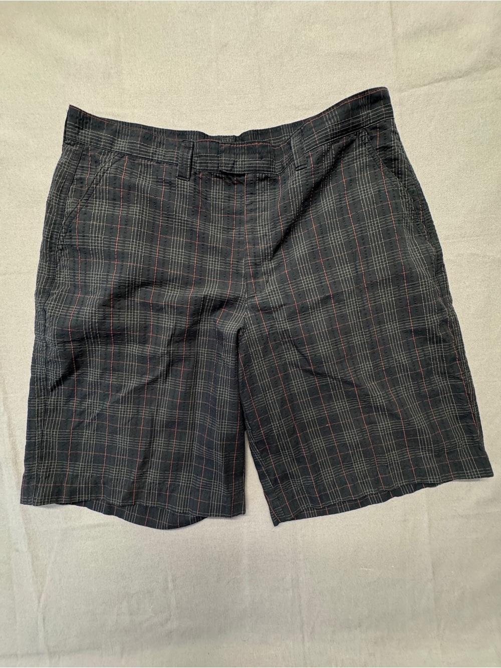 Patagonia Men Khaki Navy Gray Red Plaid Shorts Size 34 G40